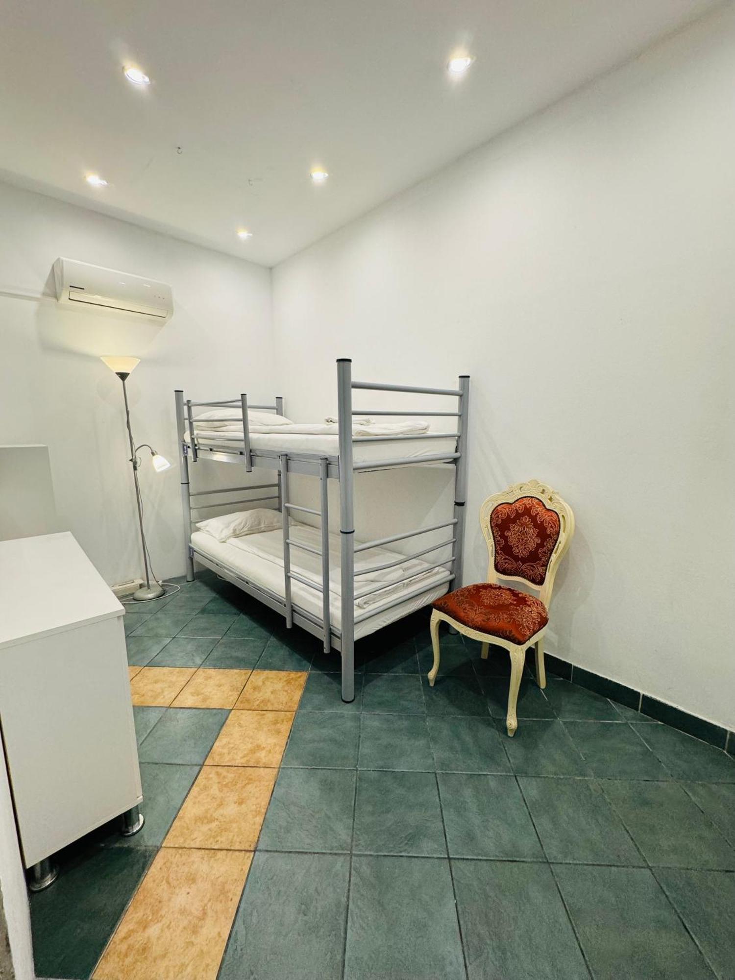 Central Hostel Partener Oradea Exteriér fotografie